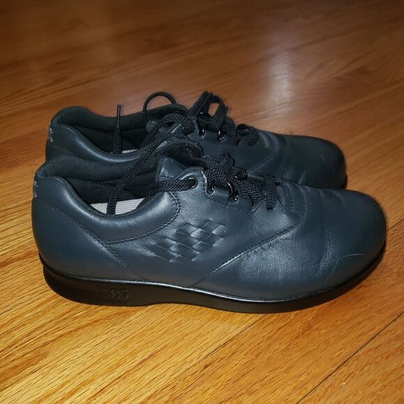 SAS Navy blue Sneakers - Picture 1 of 8